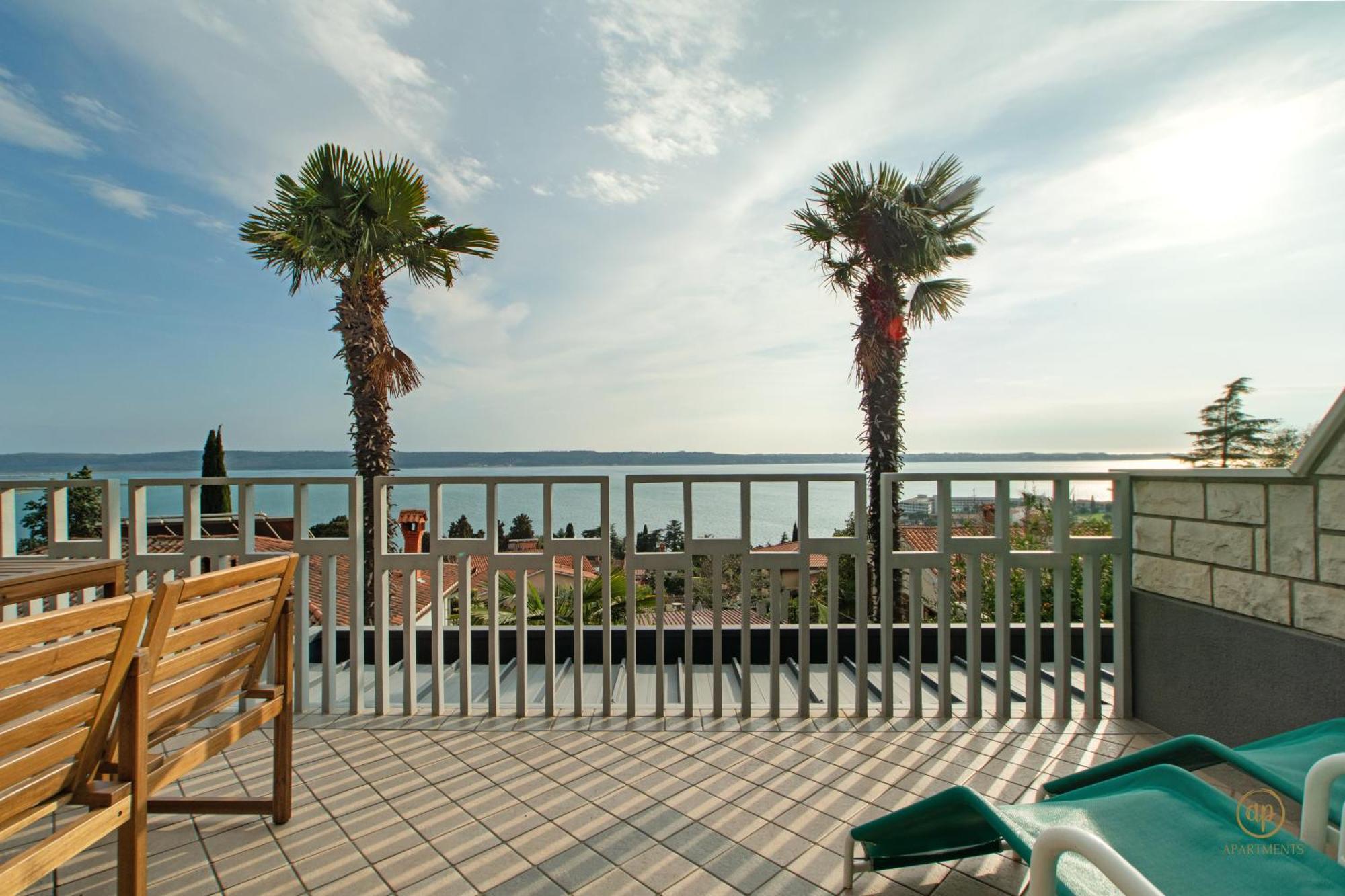 Aria Superior Apartment, Seaview & Wellness Portorož Exteriör bild